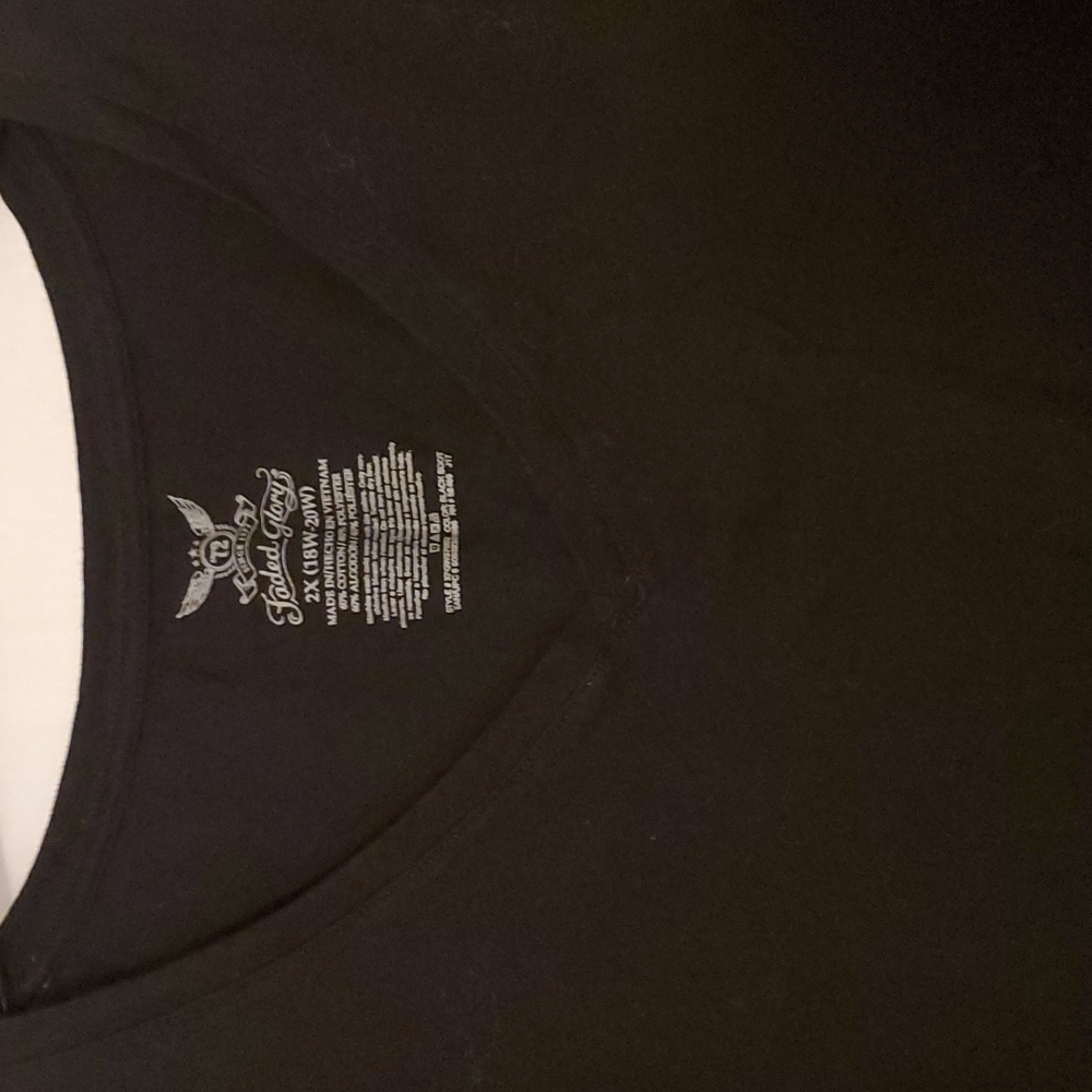 Faded Glory long sleeve v neck tee - Picture 2 of 4